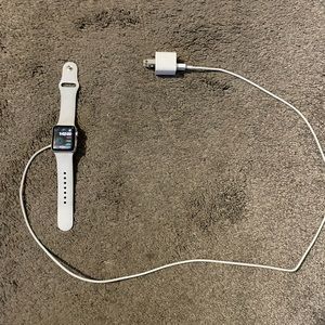 Apple Watch Series 3 38 mm in White